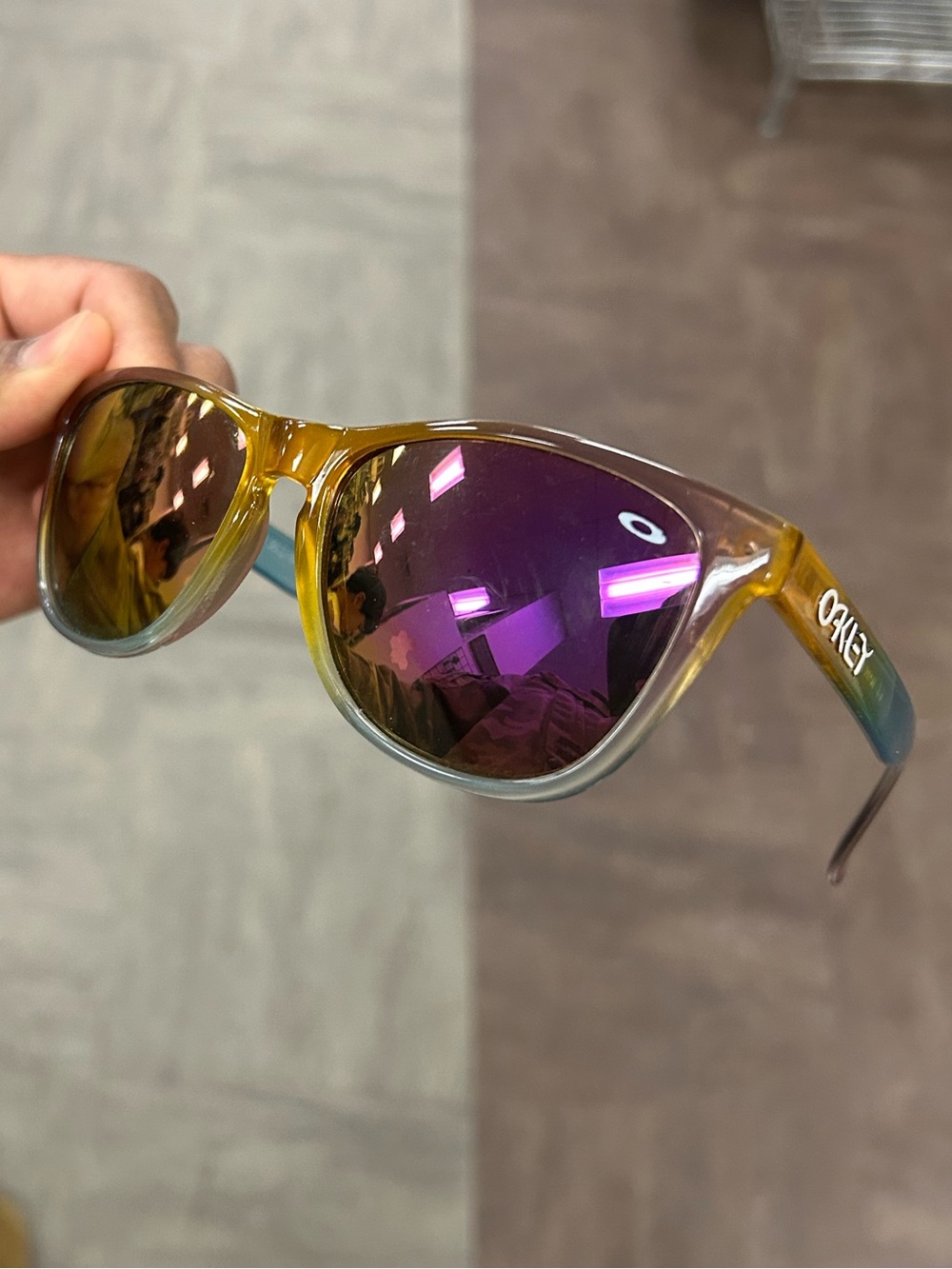 Oakley Sunglasses Translucent Amber Rainbow Arms Purple Iridescent Mirrored